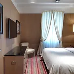 Marquis Faubourg Saint-Honore - Small Luxury Hotels Of The World