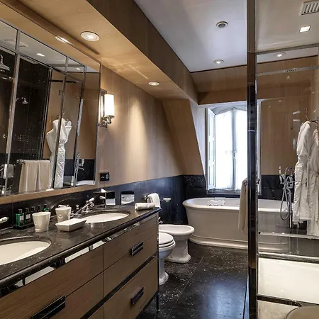 Marquis Faubourg Saint-honore - Small Luxury Of The World Hotel